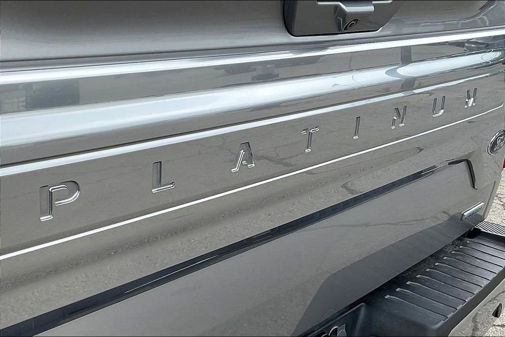 Used 2020 Ford F150 Platinum w/ Equipment Group 701A Luxury AWD/4WD image 34