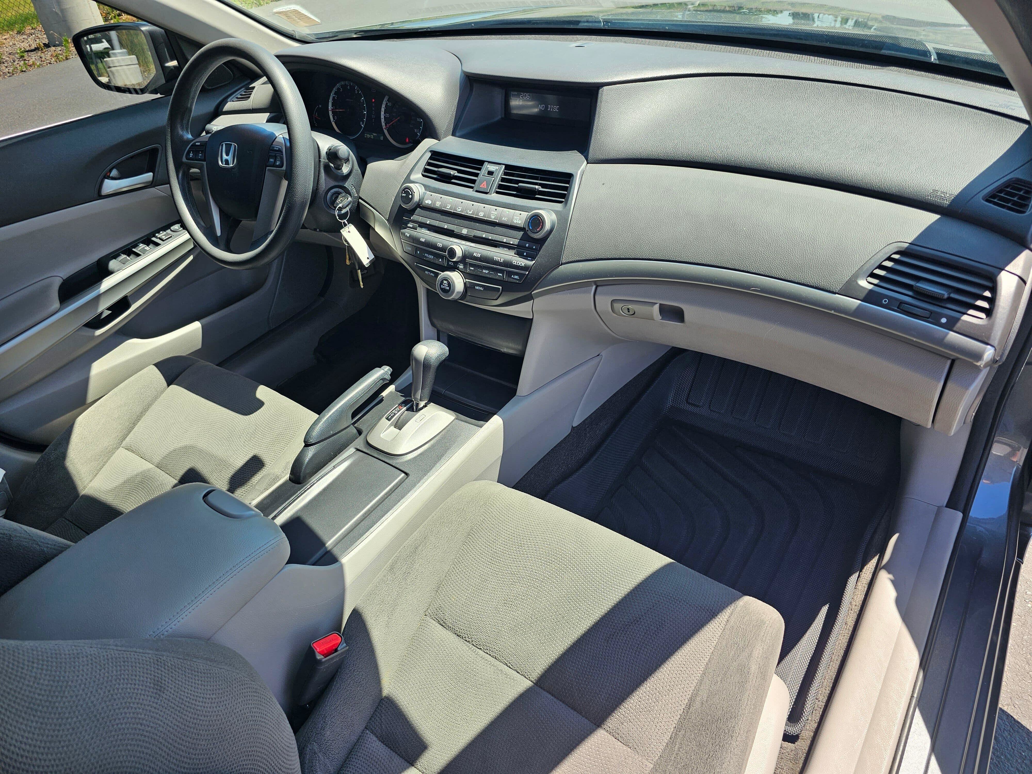 Used 2010 Honda Accord EX image 11