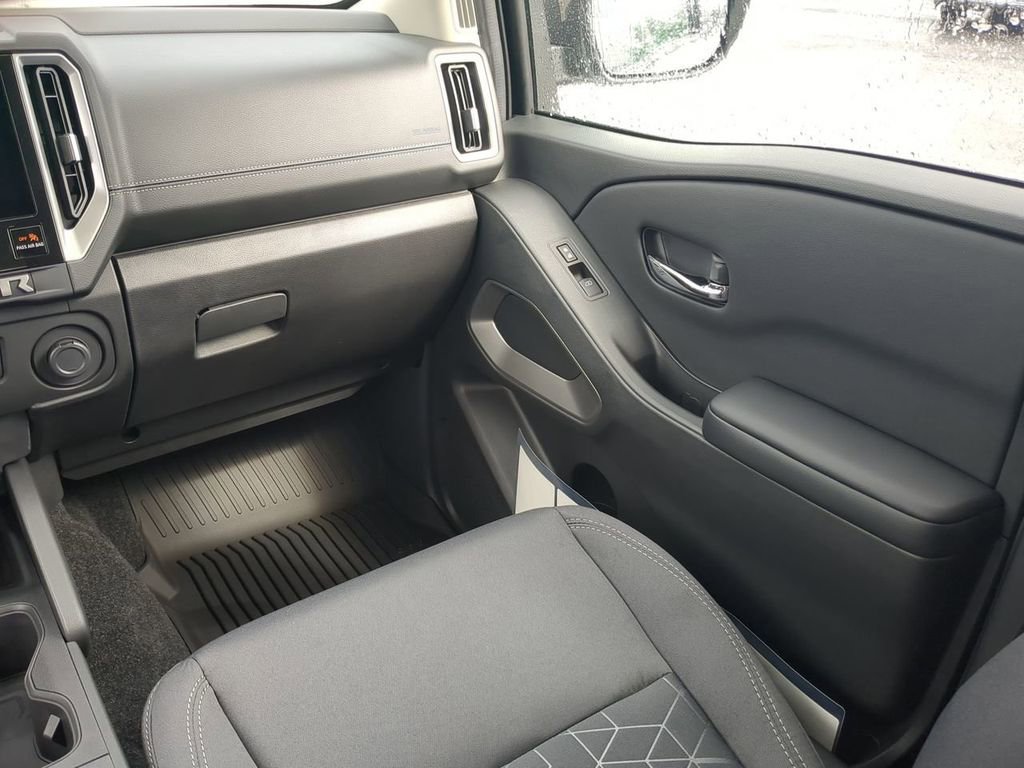 New 2026 Nissan Frontier SV image 15