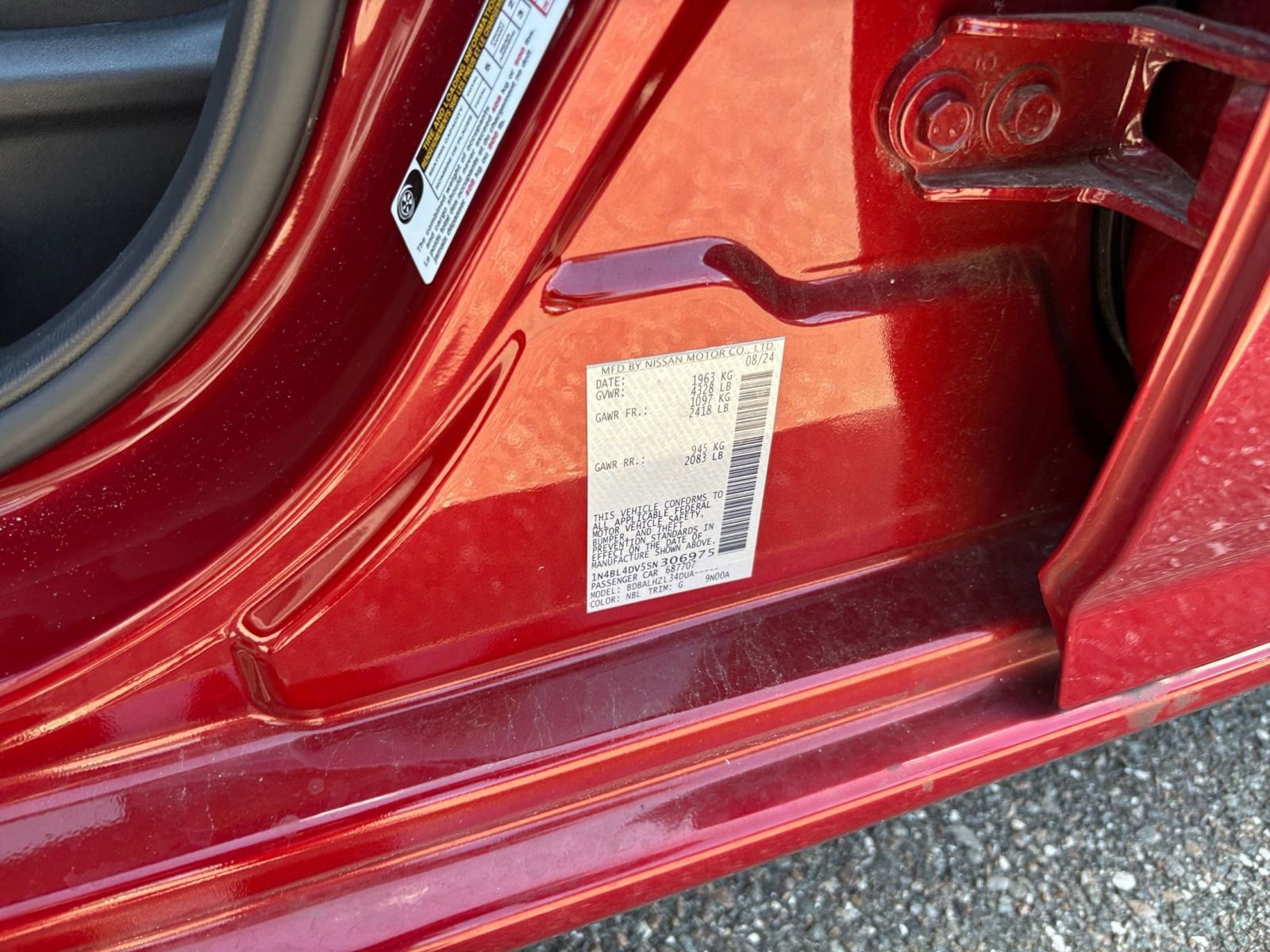 Used 2025 Nissan Altima 2.5 SV FWD image 29