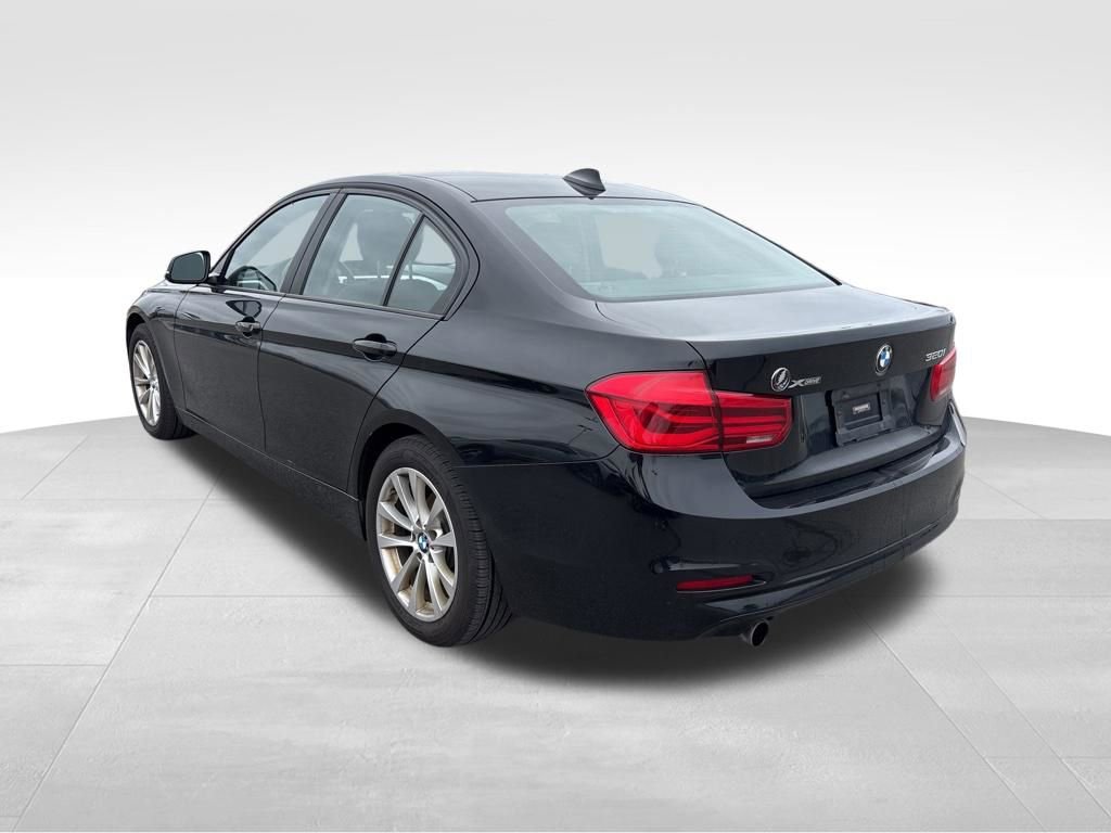 Used 2017 BMW 320i xDrive Sedan image 10