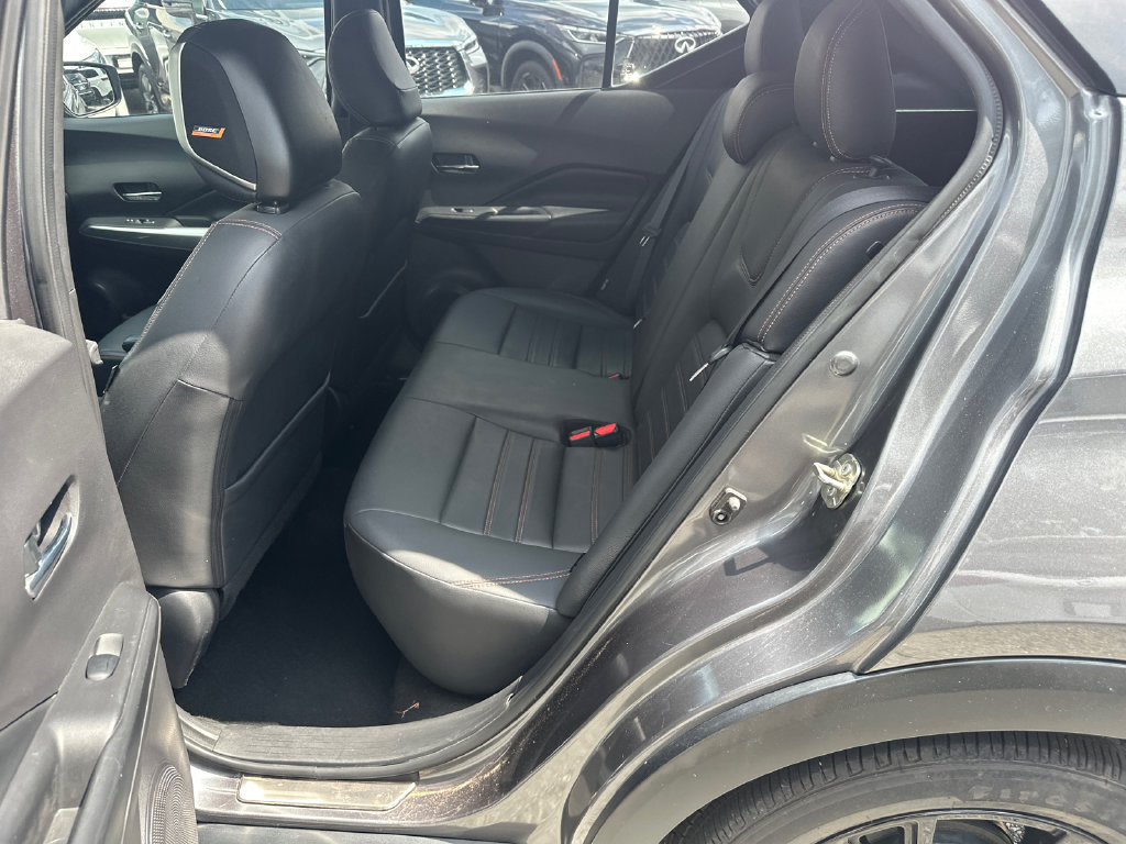 Used 2020 Nissan Kicks SR w/ SR Premium Package FWD image 17