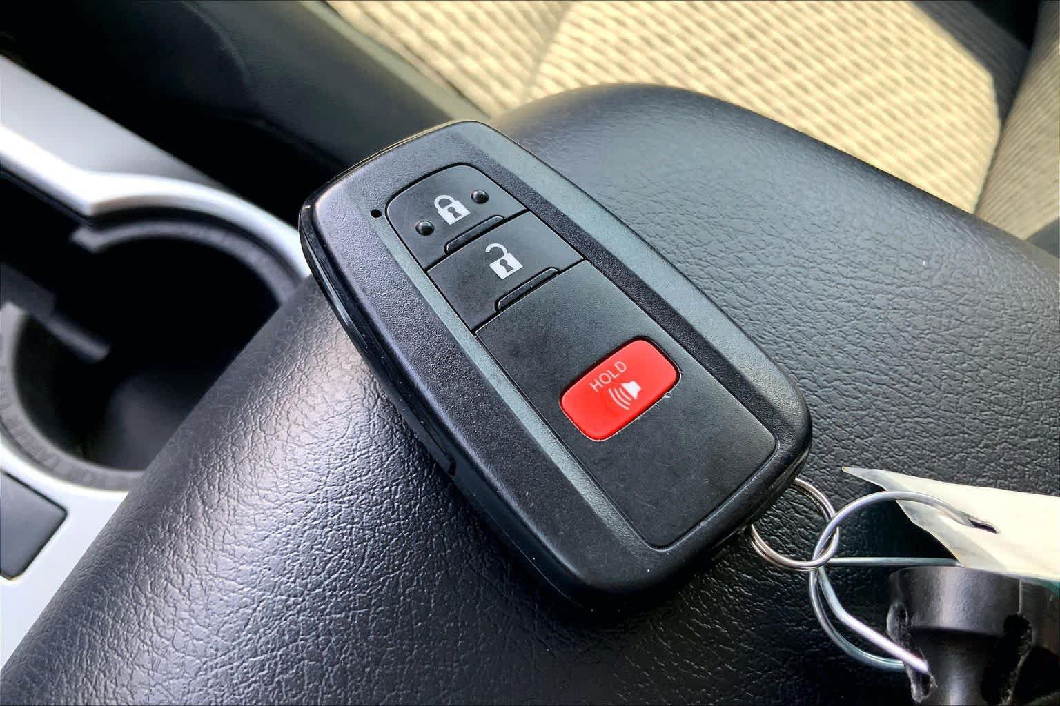 Used 2023 Toyota 4Runner SR5 RWD image 15
