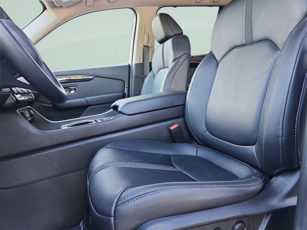 Used 2025 Honda Pilot EX-L image 21