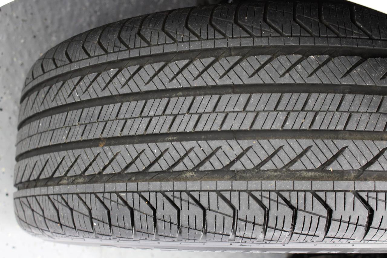 Used 2016 Lexus LS 460 w/ Comfort Package image 81