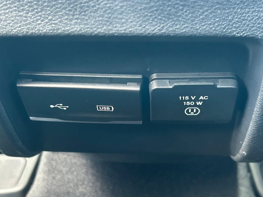 Used 2019 Jeep Cherokee Trailhawk AWD/4WD image 23