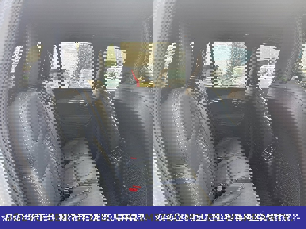 Certified 2024 Volvo XC90 B6 Ultimate w/ Lounge Package image 17