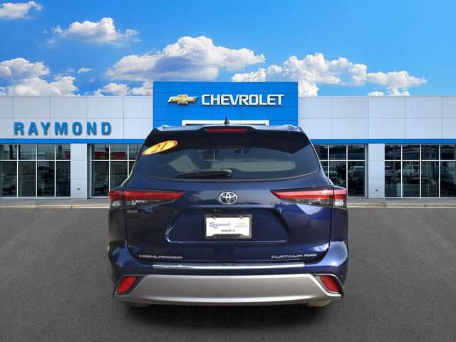 Used 2021 Toyota Highlander Platinum AWD/4WD image 4