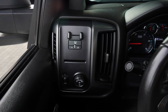 Used 2016 Chevrolet Silverado 2500 LT w/ LT Convenience Package image 17