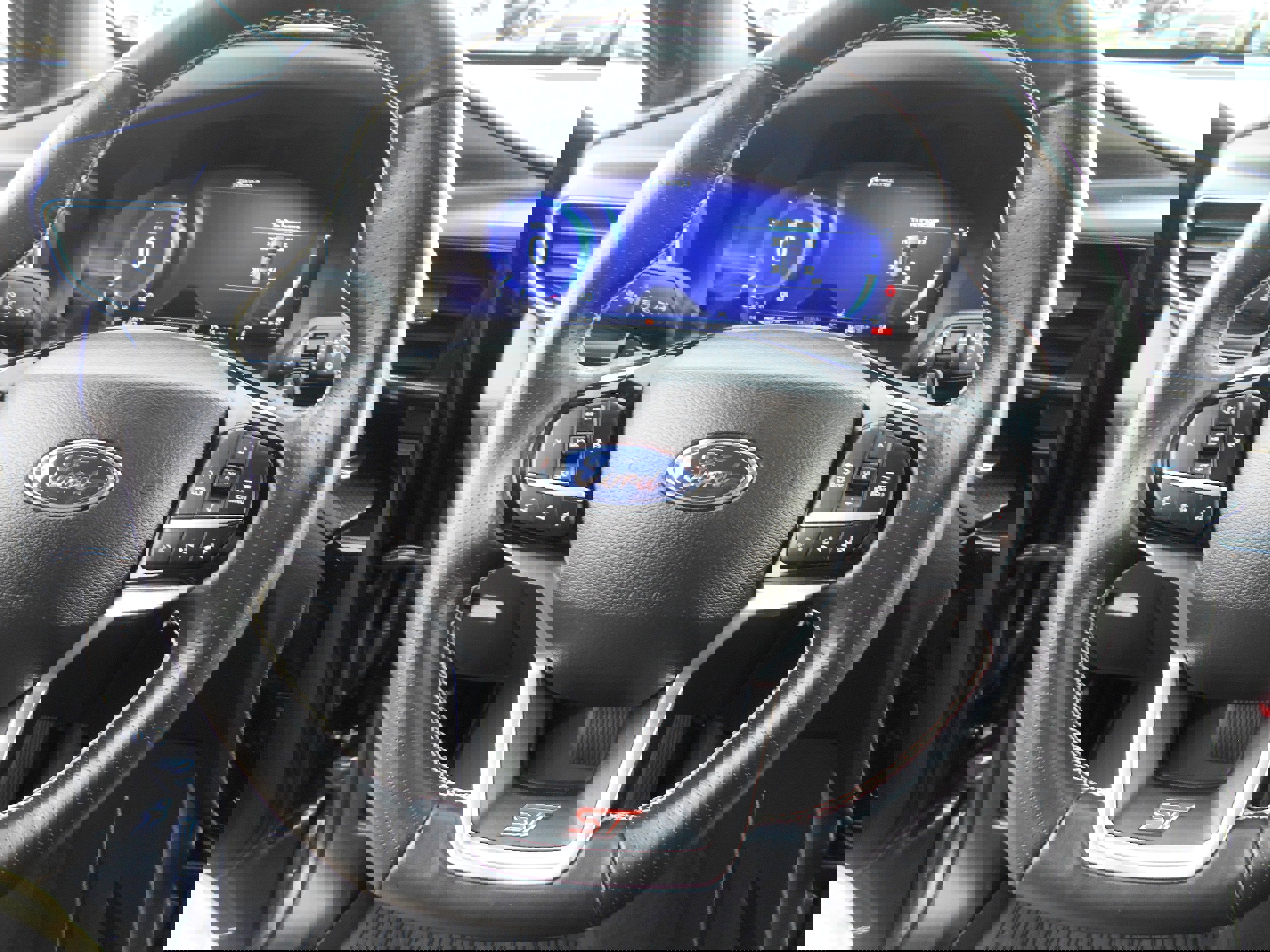 Used 2022 Ford Explorer ST w/ ST Street Pack image 11