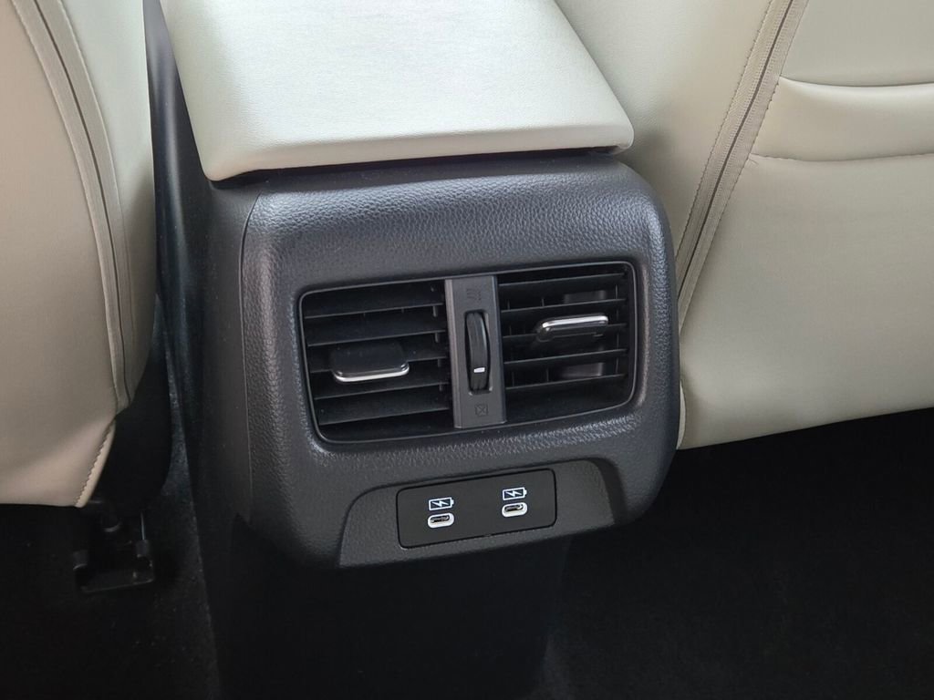 Used 2025 Acura ADX A-Spec image 15