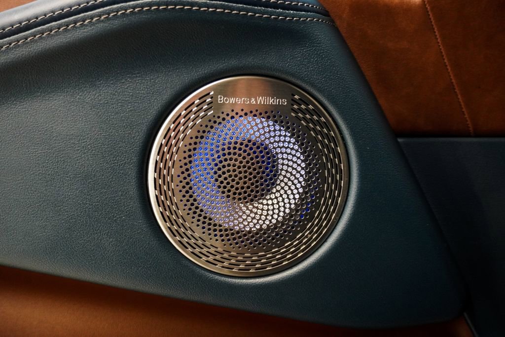 Used 2024 BMW XM image 28