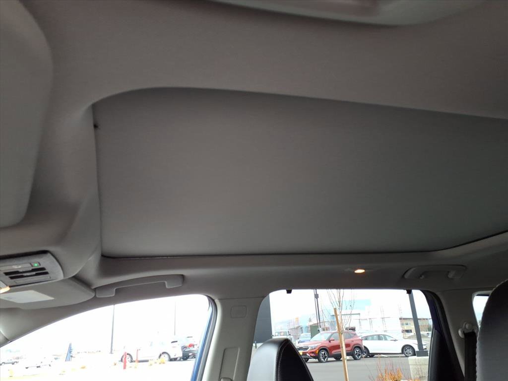 Used 2021 Nissan Rogue SL w/ Premium Package image 11