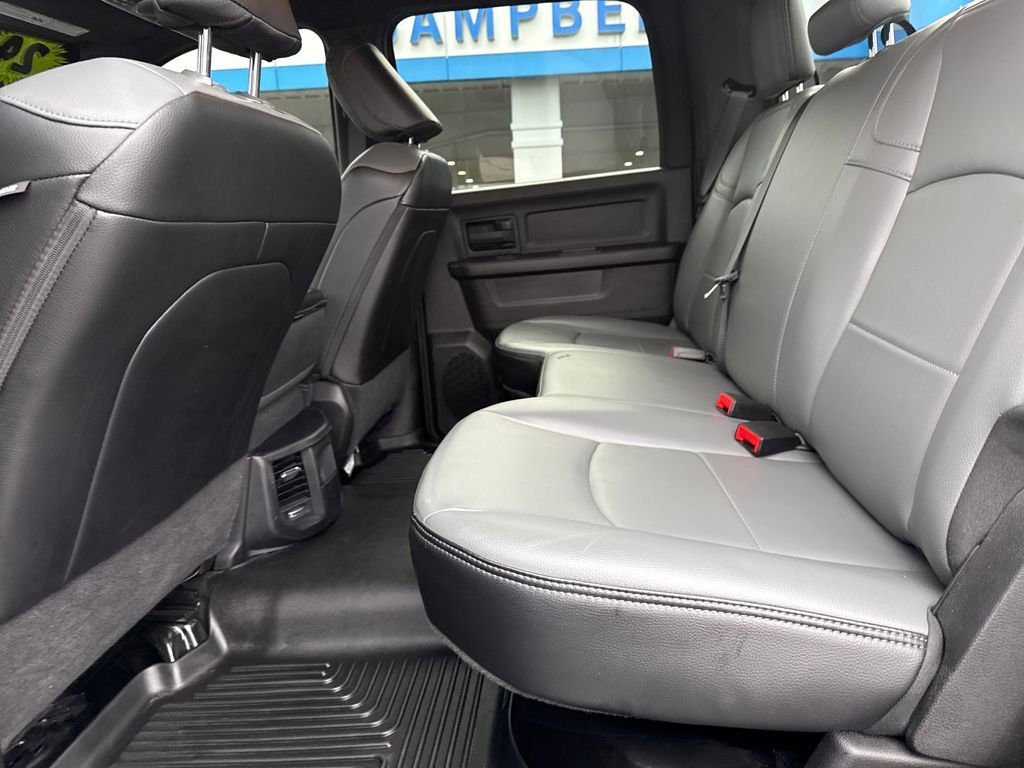 Used 2024 RAM 2500 Tradesman w/ Chrome Appearance Group image 29