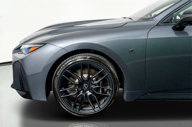 Used 2024 Lexus IS 500 image 22