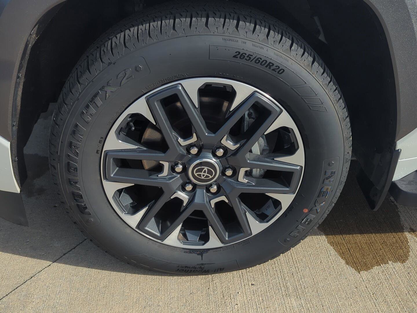 Used 2024 Toyota Sequoia Limited image 33