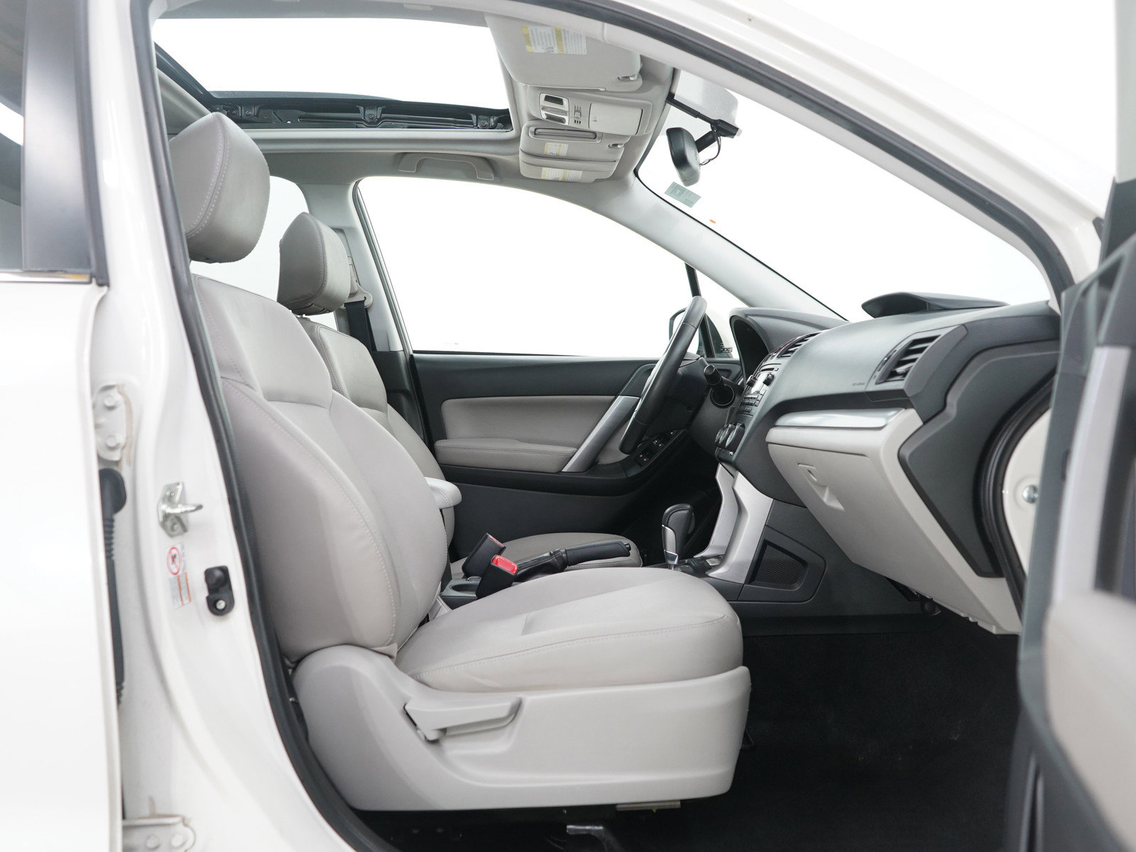 Used 2015 Subaru Forester 2.5i Limited w/ Popular Package #2 image 11