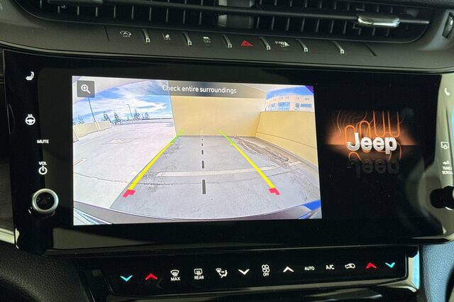 New 2026 Jeep Grand Cherokee Limited w/ Limited Altitude Package AWD/4WD image 17