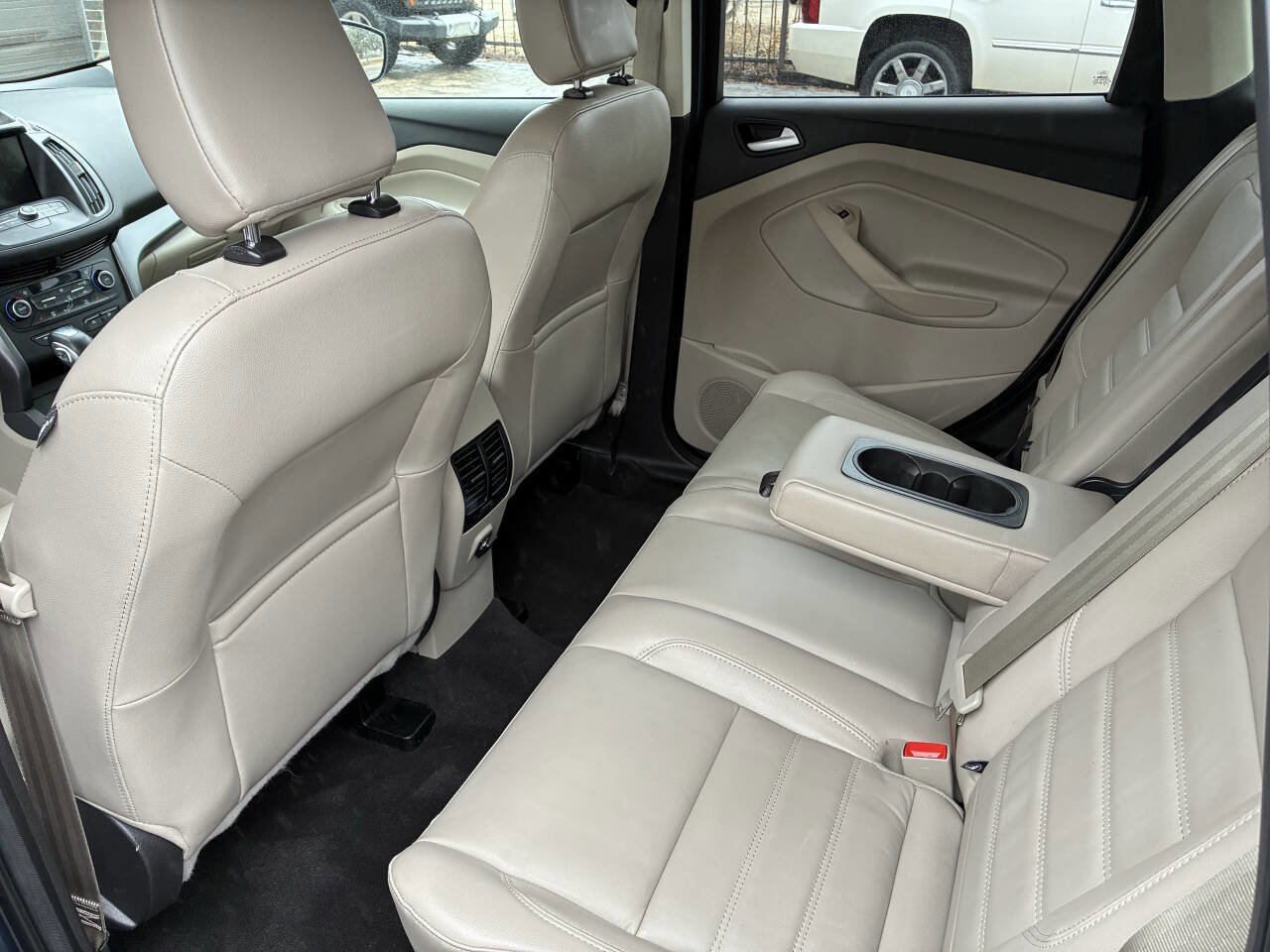 Used 2018 Ford Escape SEL w/ Ford Safe & Smart Package image 16