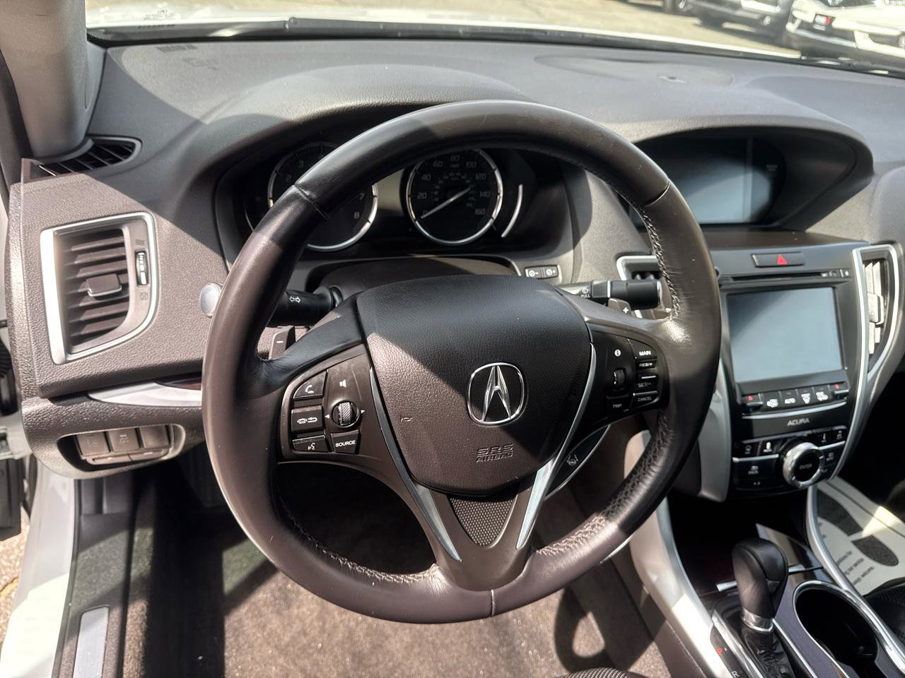 Used 2015 Acura TLX w/ Technology Package FWD image 31