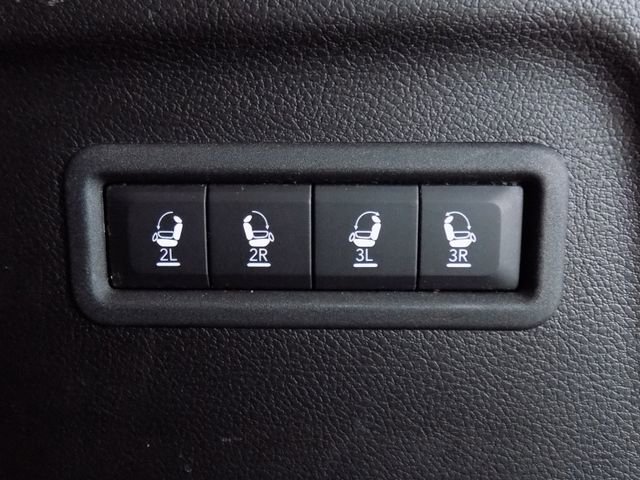 Certified 2024 Jeep Wagoneer L Series II image 34