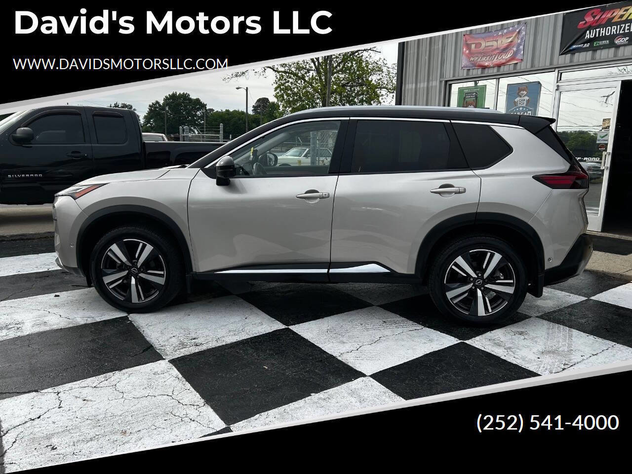 Used 2022 Nissan Rogue Platinum w/ Head-Up Display Package