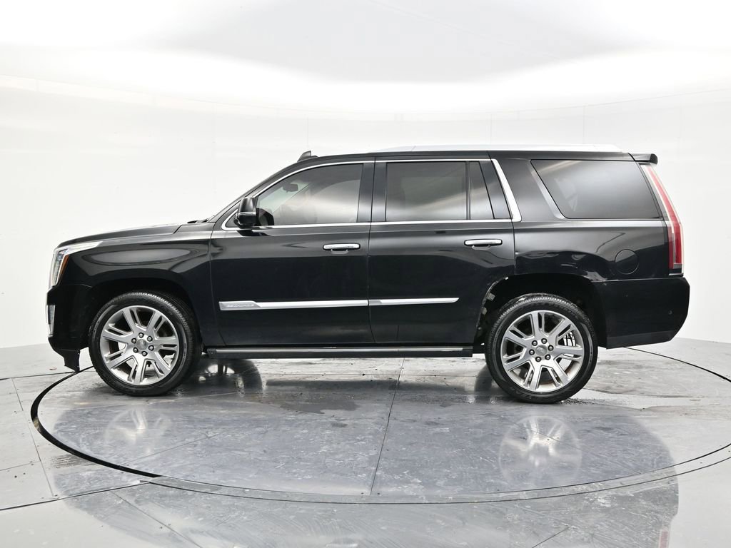 Used 2017 Cadillac Escalade Premium Luxury image 8