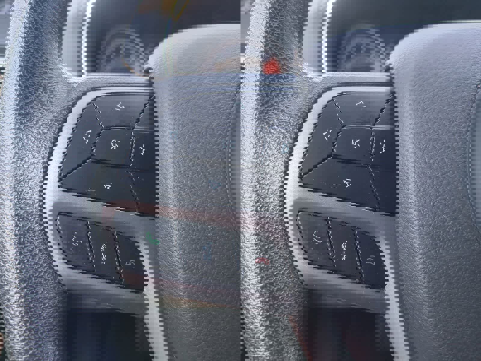 Used 2019 Jeep Cherokee Latitude w/ Popular Appearance Group image 23