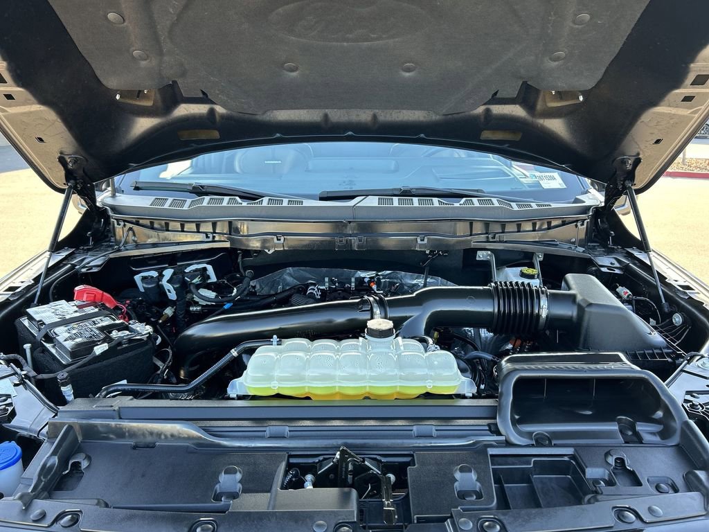 Used 2025 Ford F150 Platinum w/ Equipment Group 702A High image 30