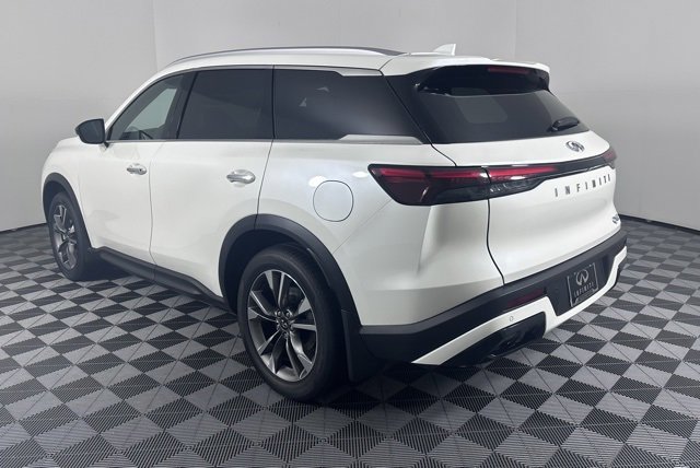 Certified 2025 INFINITI QX60 Luxe image 5