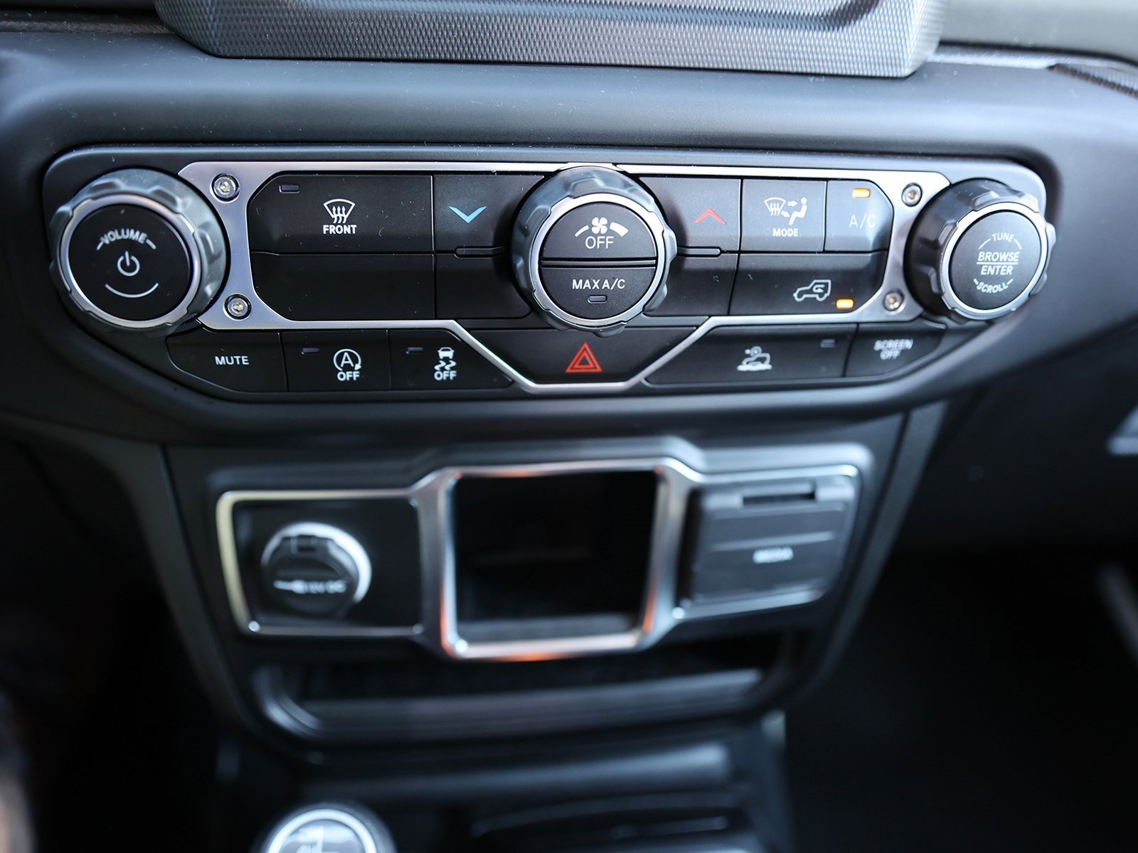 Used 2023 Jeep Gladiator Sport w/ Trailer Tow Package image 25