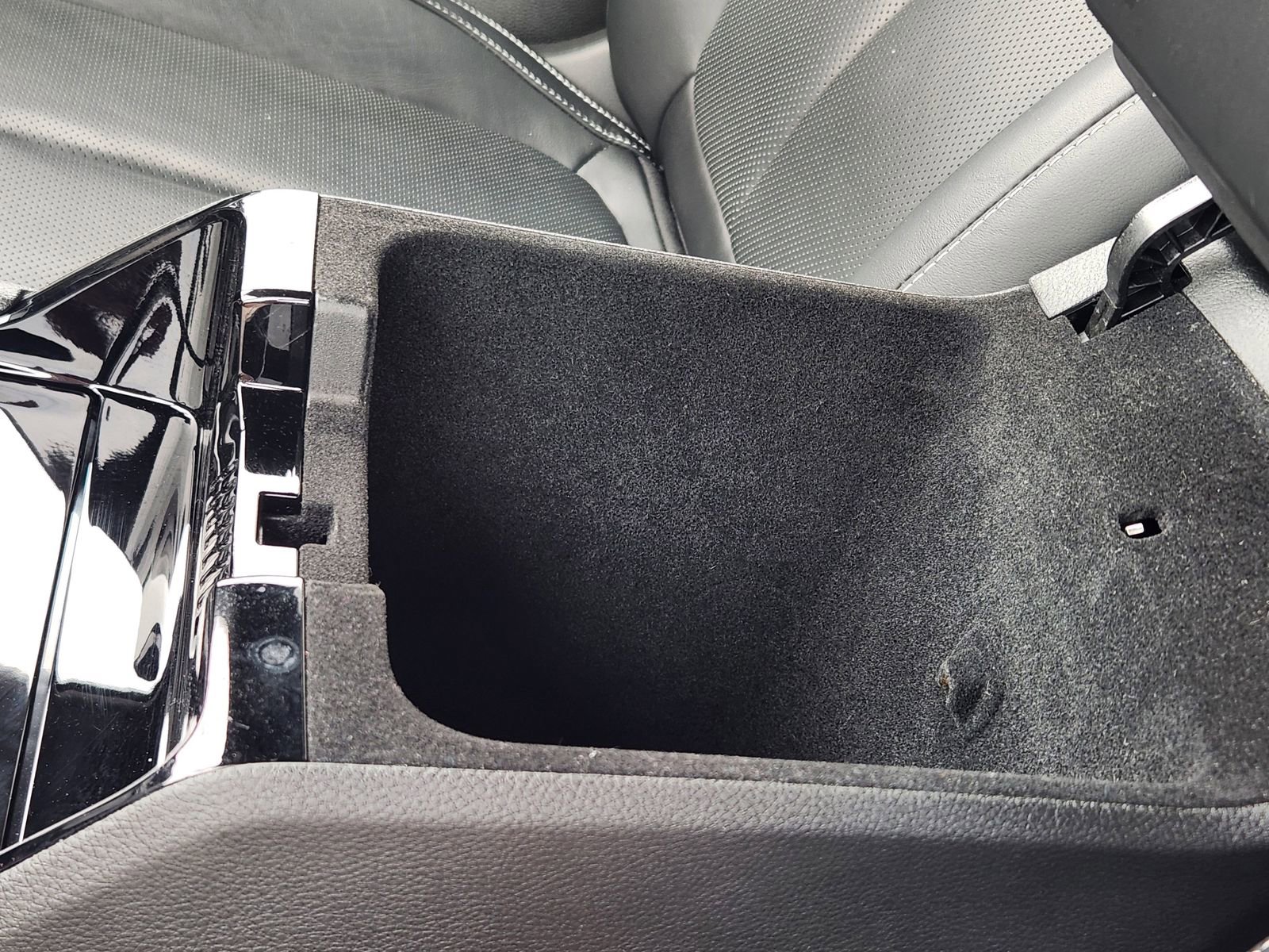 Used 2024 Jeep Grand Cherokee Overland image 22