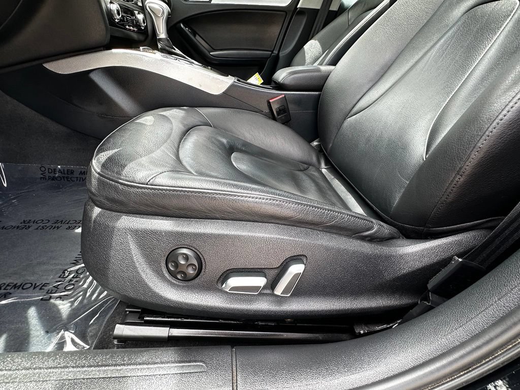 Used 2016 Audi A4 2.0T Premium w/ Convenience Plus Package FWD image 23