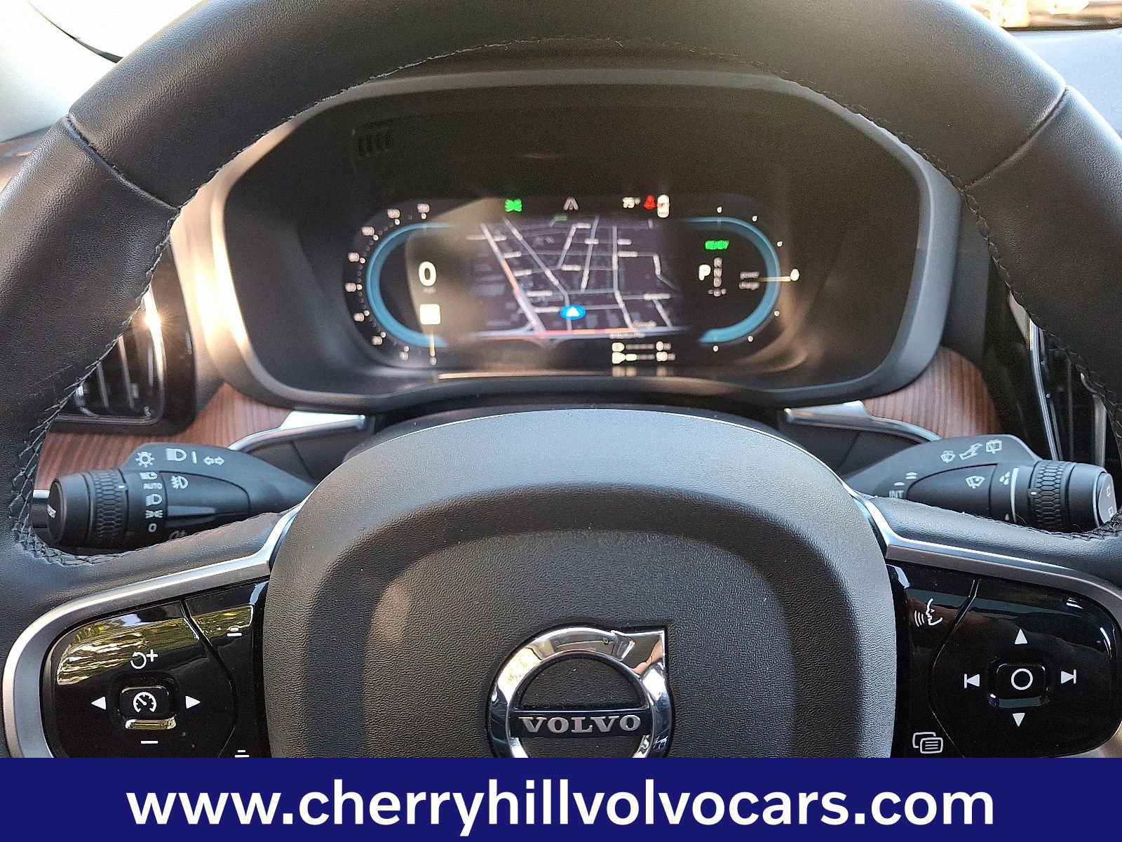 Certified 2024 Volvo XC60 T8 Plus w/ Protection Package Premier image 19