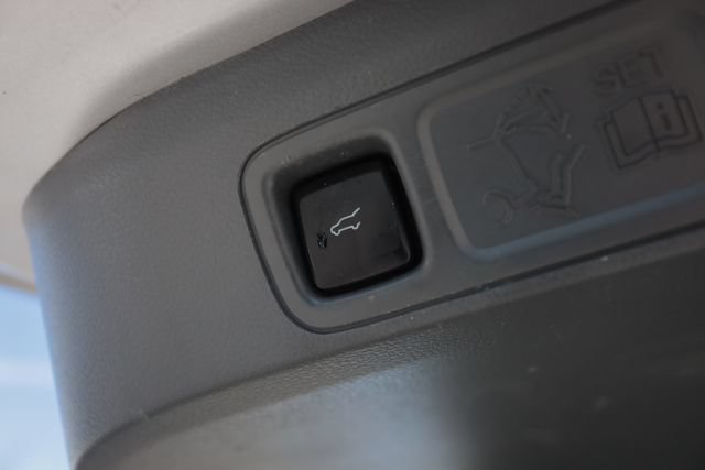 Used 2018 Lincoln Navigator L Select w/ Technology Package AWD/4WD image 78