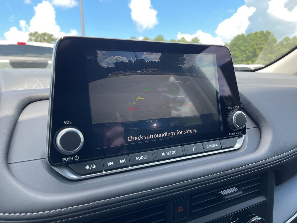 New 2026 Nissan Rogue S image 9