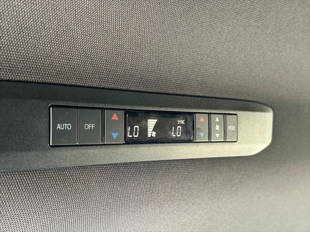 Certified 2025 Toyota Sienna XSE w/ XSE Premium Package AWD/4WD image 26
