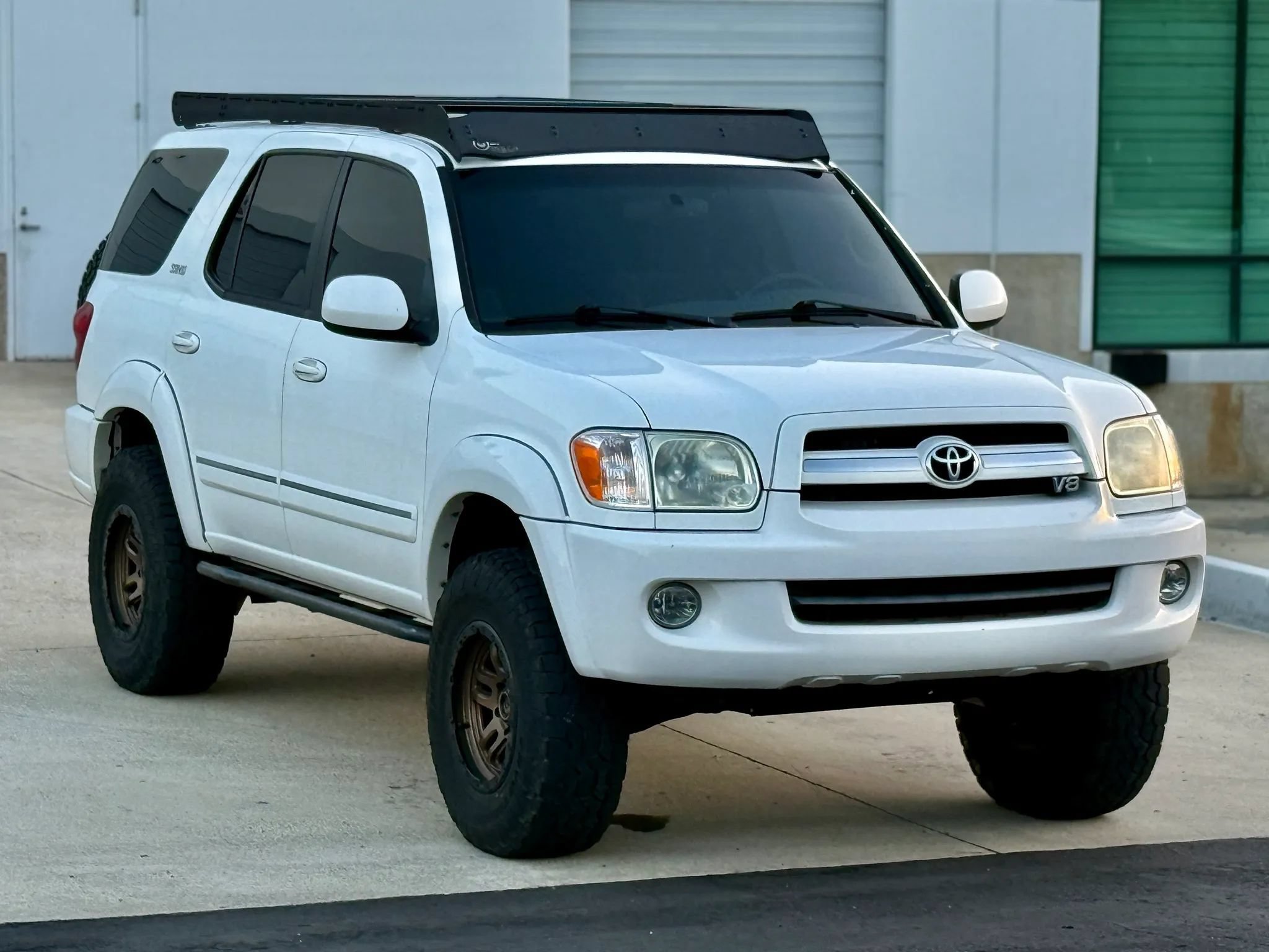 Used 2006 Toyota Sequoia SR5 AWD/4WD image 5