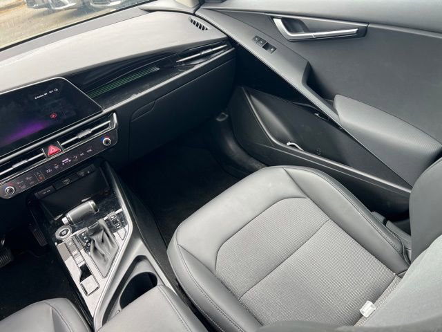 Certified 2023 Kia Niro EX FWD image 15