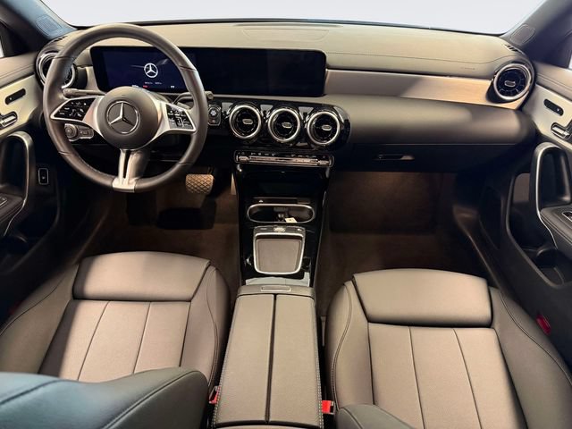 Certified 2026 Mercedes-Benz CLA 250 4MATIC image 13