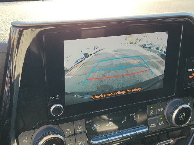 Used 2023 Toyota Highlander XLE FWD image 26