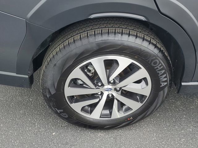 Certified 2025 Subaru Outback Premium w/ Popular Package #1A image 5