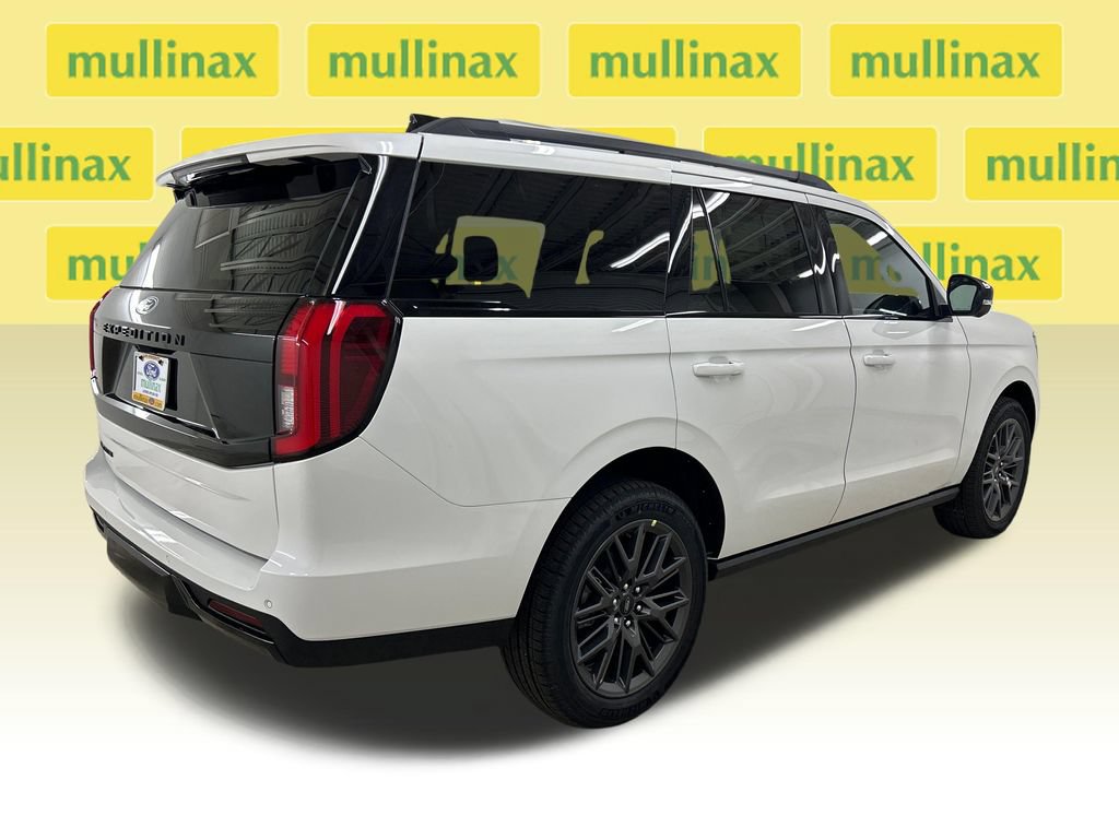 New 2027 Ford Expedition Platinum w/ Stealth Appearance Package RWD image 3