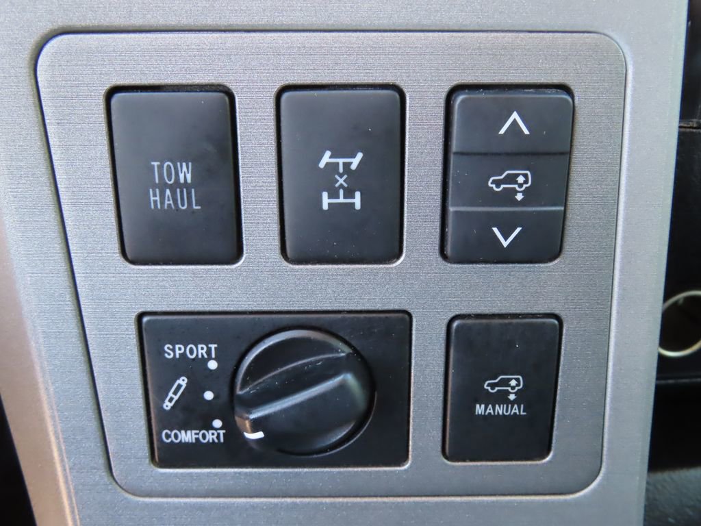 Used 2013 Toyota Sequoia Platinum AWD/4WD image 13
