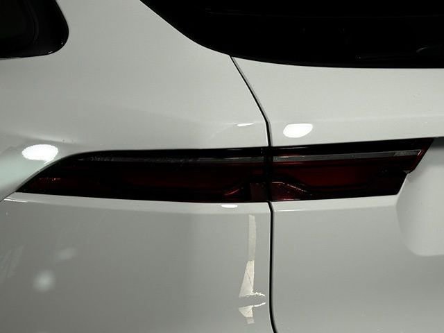 New 2025 Jaguar F-PACE R-Dynamic S image 16