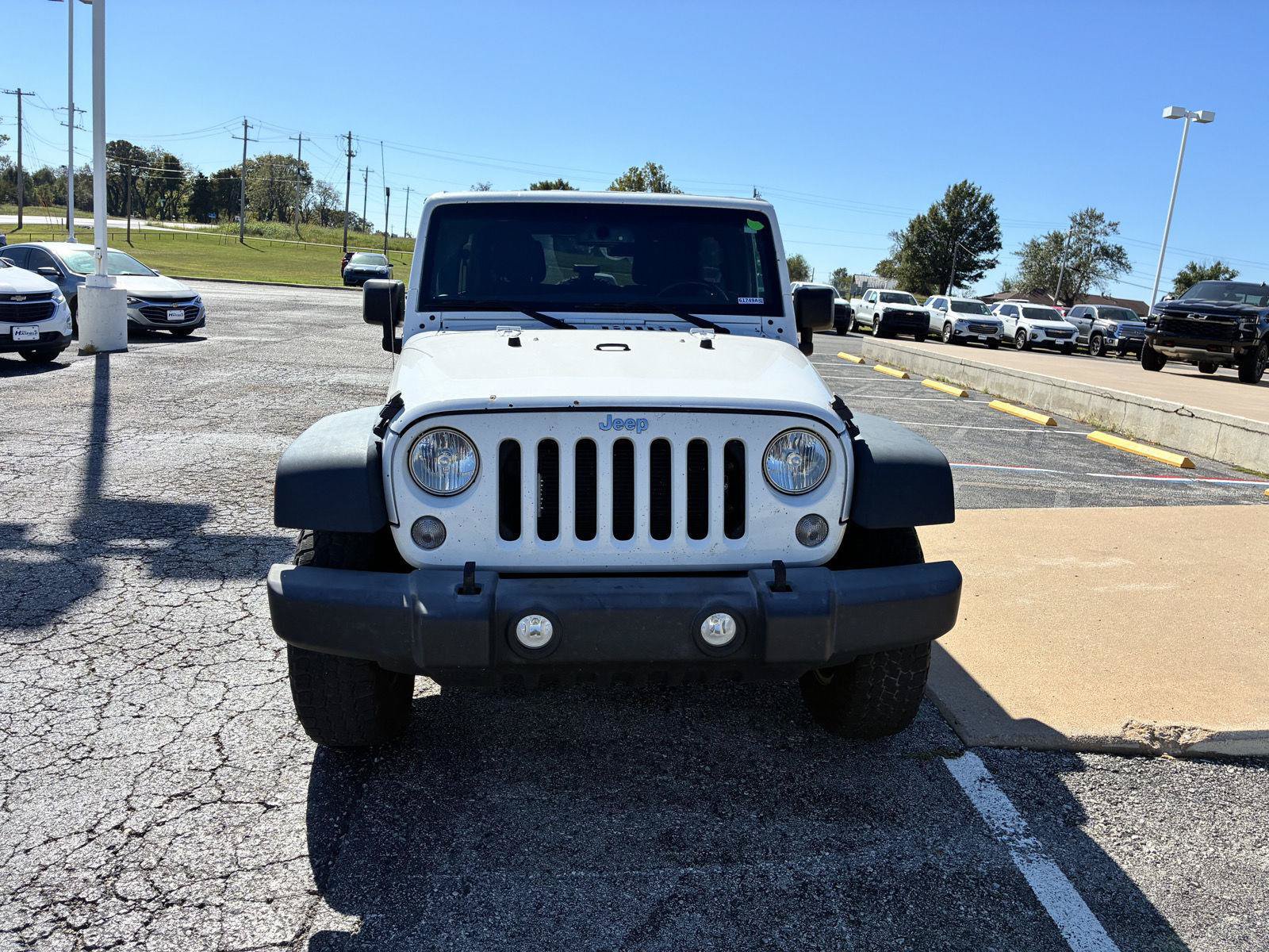 Used 2018 Jeep Wrangler Unlimited Sport S AWD/4WD image 3