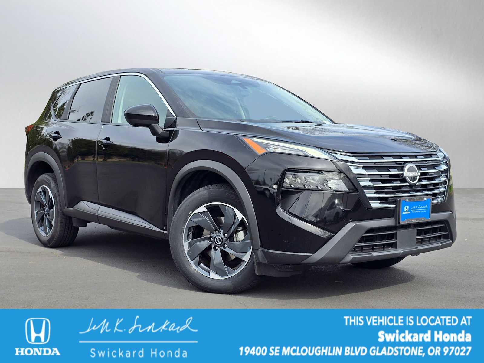 Used 2024 Nissan Rogue SV