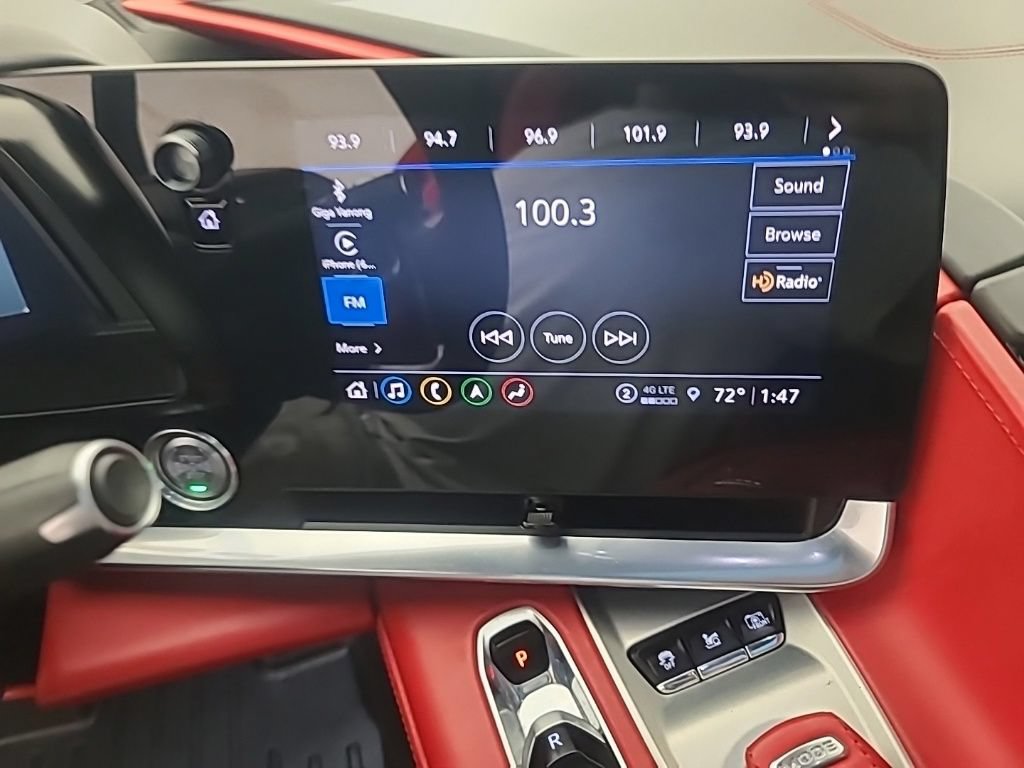 Used 2023 Chevrolet Corvette Stingray Premium Cpe w/ Z51 Performance Package RWD image 36