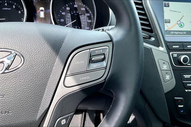 Used 2018 Hyundai Santa Fe Sport w/ Cargo Package AWD/4WD image 12