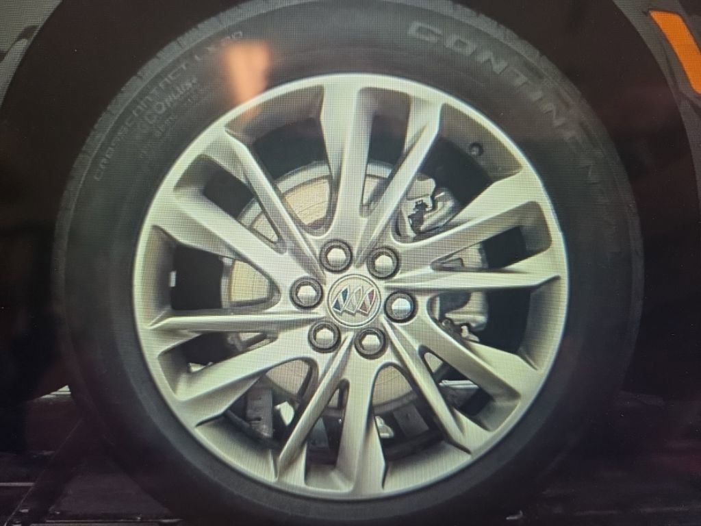 Used 2023 Buick Enclave Avenir w/ Avenir Technology Package image 22